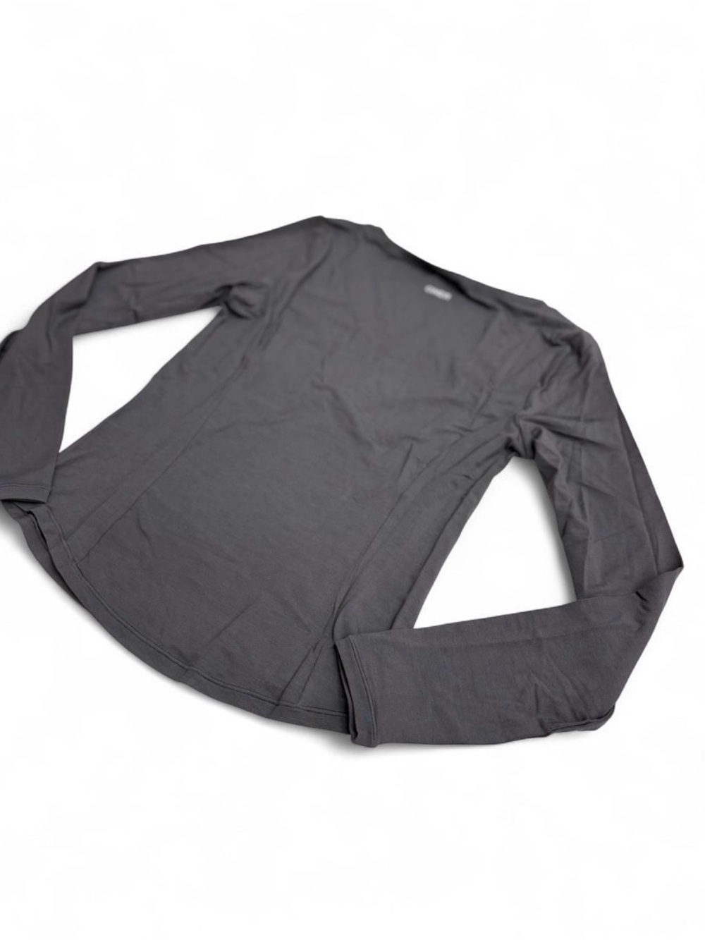Oner Active Mellow Motion Wide V Neck Long Sleeve in Coal NWT - Picture 5 of 8